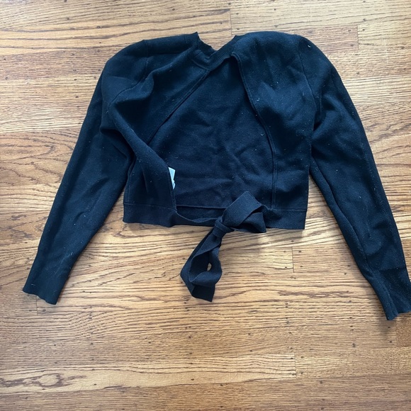 Abercrombie cropped open back sweater - Picture 2 of 3